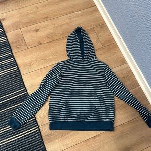 Vineyard Vines Stripped Sweatshirt